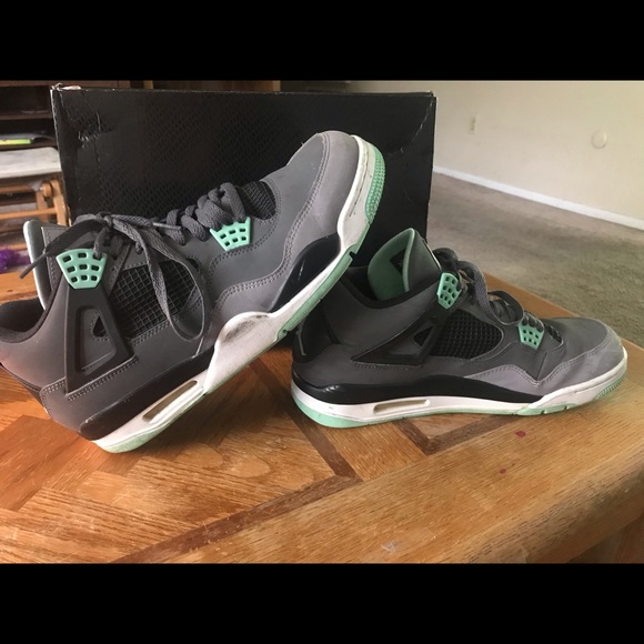 Air Jordan 4 Retro 'Green Glow - Picture 8 of 8